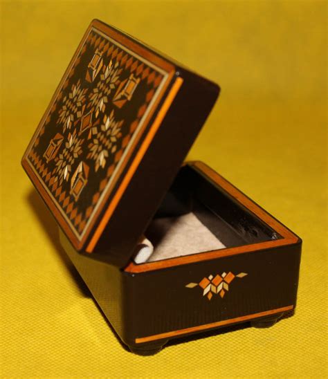 Dřevěná Krabička S Etnicky Ruského Ornament Truhla S Pokladem Ruské