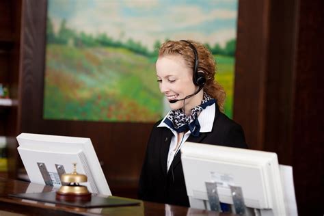 4 Tips To Keep Your Front Desk Running Smoothly Roomkeypms