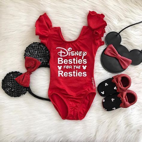 51+ Ideas craft disney disneyland in 2020 | Disney baby ... We didn't see balloon sellers on main street, u.s.a.