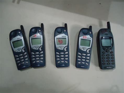 A nokia confirmou o relançamento do 3310, quase 17 anos depois da estreia no o design lembra o antigo tijolão, mas as bordas parecem mais arredondadas. 5 Sucata Celular Nokia Antigo - R$ 49,00 em Mercado Livre