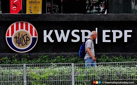 Caruman bermaksud sejumlah wang yang dicarumkan kepada kwsp berdasarkan gaji bulanan. Sumbangan KWSP majikan bagi pekerja lebih 60 tahun ...