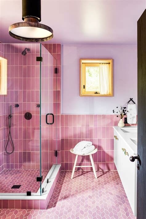 20 Modern Small Bathroom Tile Ideas