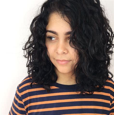 Curly Haircut Curly Hairstyle Aveda Hair Care Be Curly Textured Hair Textured Haircut