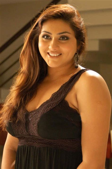 unseen tamil actress images pics hot namitha latest huge boobs thighs pics
