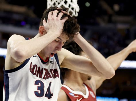 This Is March Madness Top Seeds Gonzaga And Arizona Are Toppled