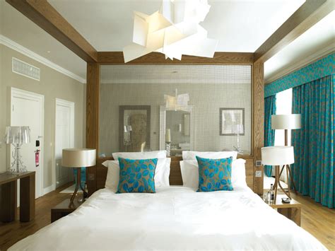 Beautiful Abodes Using Teal
