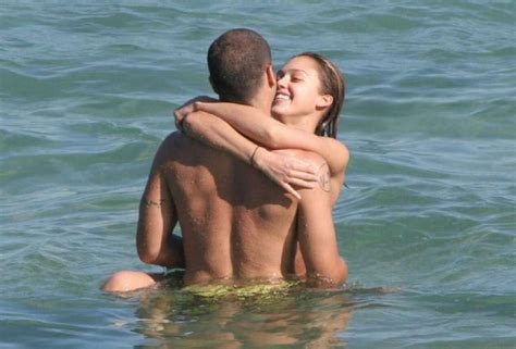 Celeb Jessica Alba Naked Pics Oops Photo