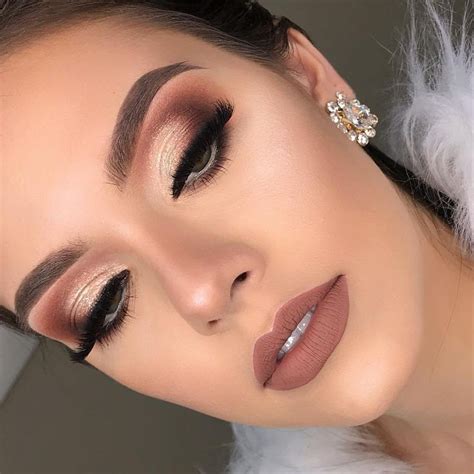 Absolutely Gorgeous Makeup Ideas Smokey Glam Makeup Makeup Eyemakeup Eyeshadow Amazing