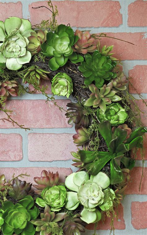The Best Ideas For A Diy Succulent Wreath For Your Garden