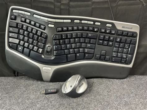 Microsoft Natural Wireless Ergonomic Keyboard 7000 And Mouse And Usb Dongle