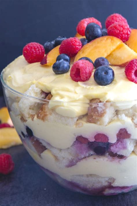 Frozen summer berry cobbler dessert popsbreyers. Summer Berry Trifle with Italian Pastry Cream | Trifle ...