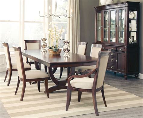 Made with quality birch wood, this set is built to last and comes with four chairs. Alyssa Rectangular Extendable Dining Room Set from Coaster ...