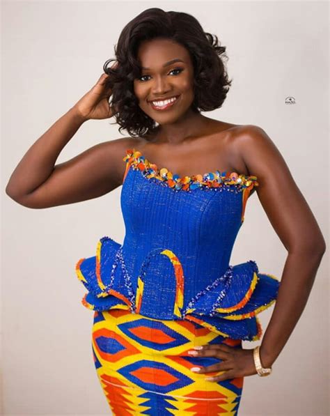 15 Elegant Kente Styles For Engagement In Ghana 2021 The Glossychic Kente Styles African Print