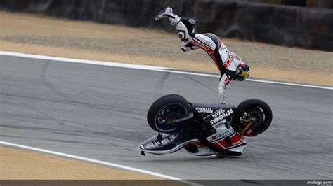 Us Motogp Huge Crash Fails To Slow Jorge Lorenzo Motogp Racing