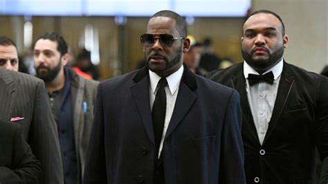 R Kelly Charged With Paying Bribe Before Marriage To Aaliyah