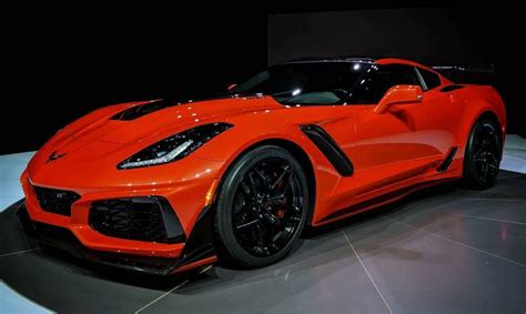 Long Live The King Chevrolet Pulled The Wraps Off The 2019 Corvette