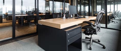 What Is A High Class Office Desk