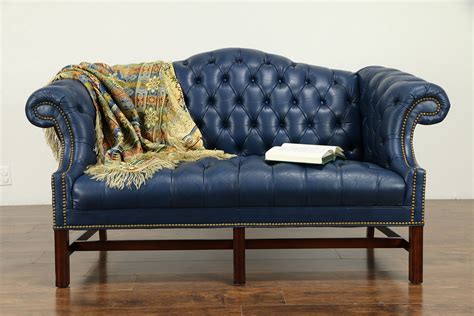Tufted Leather Sofa And Loveseat It Comes As A Futon And Chaise Set