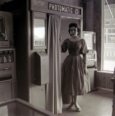 Image © And Courtesy Of These Americans Archive Photo Booth Vintage