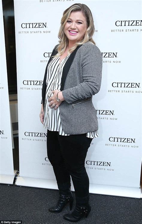 Kelly Clarkson Details Extreme Morning Sickness Celebrity Babies Kelly Clarkson Baby Kelly