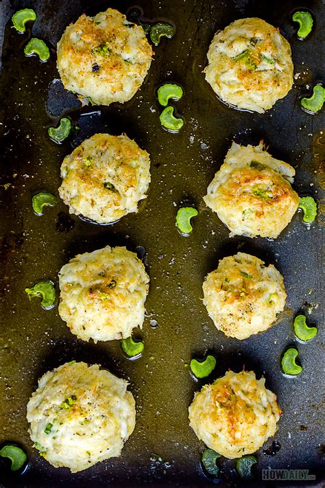 If preferred, you can swap in claw or backfin crab meat, both of which are more affordable, and good substitutes. Baked Crab Stuffed Mushrooms with Cream Cheese Recipe