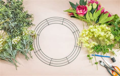 How To Use A Wire Wreath Frame The Koch Blog