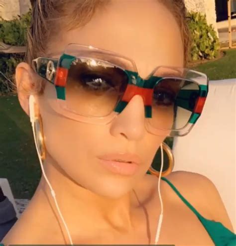 Jlo Wearing Gucci Sunglasses 😎 Sunglasses Jenniferlopez Gucci