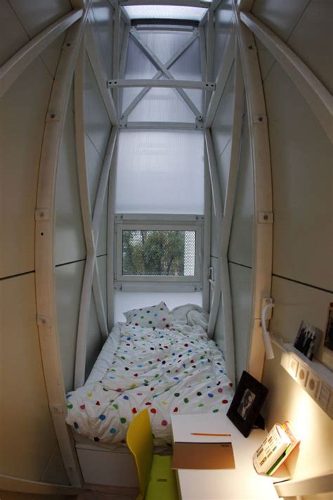 Inside The World¿s Narrowest Home Pictures Show How It¿s A Tight