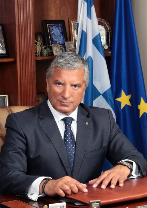 Ξέσπασε σε κλάματα η μαρίνα πατούλη: ΓΙΩΡΓΟΣ ΠΑΤΟΥΛΗΣ «Όραμα και αποφασιστικότητα» - Business Woman
