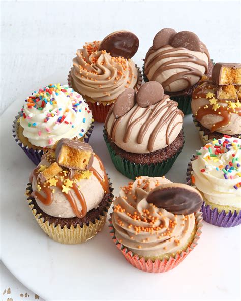 Cupcake Flavours In Cafe Food Food Cravings Cupcake Flavors