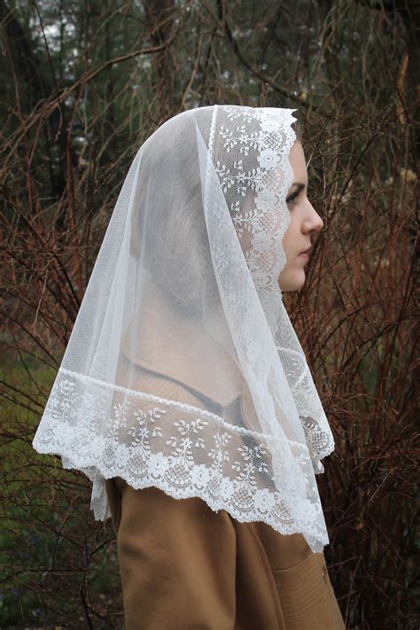 Evintage Veils Pure Cream White Triangle Or D Shaped Traditional