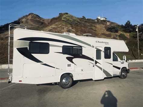 Used 2009 Four Winds Chateau Sport 25c For Sale By Owner In Aptos
