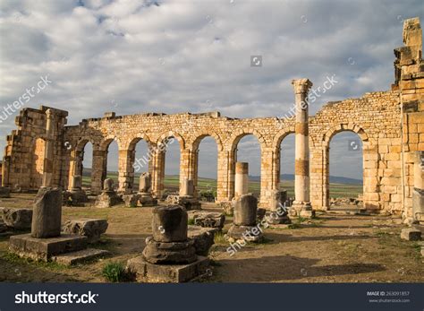 40 Roman Ruins Wallpaper On Wallpapersafari