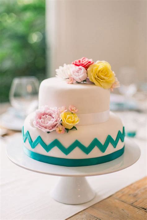 20 amazing fondant wedding cakes #weddingcakes #weddingcakeinspiration #fondantcakes #weddingcakeideas | martha stewart weddings. 20 Impeccable Wedding cake ideas for summer