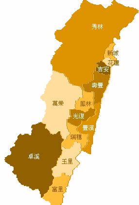 It is located on the east coast of taiwan on the pacific ocean, and has a population of 106,368 inhabitants. 花蓮縣
