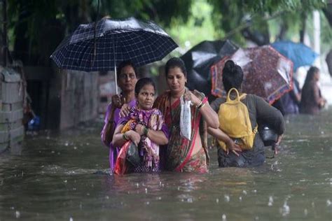 Idukki landslide leaves 15 dead, over 40 missing; Bangalore news Kerala rain Mumbai Rains Karnataka news ...