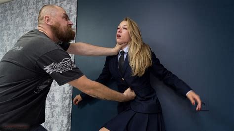 Schoolgirl Lora Gets In Her Stomach Lady2fight