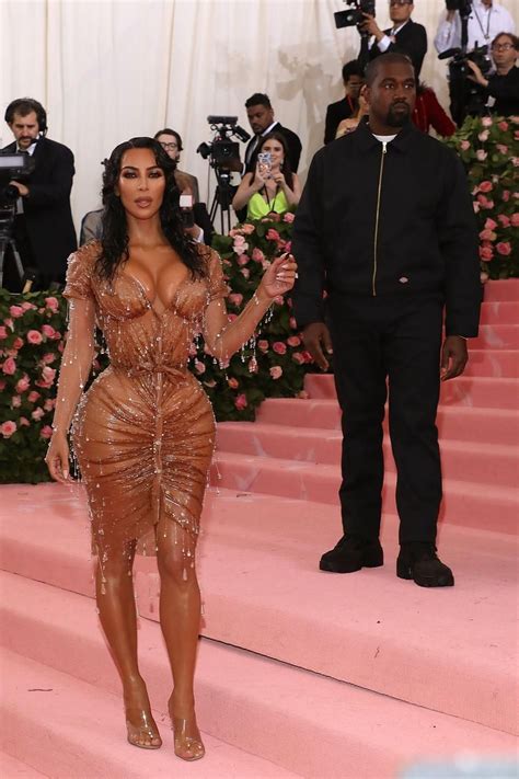 En Photos Les Looks Les Plus Fous Du Met Gala 2019 Gala Célébrités