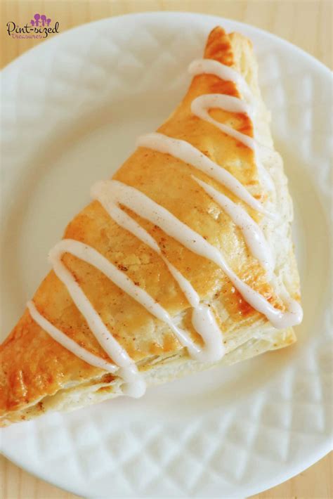 Easy Apple Turnovers: Only 3 Ingredients! · Pint-sized Treasures