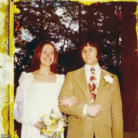 Durst, the multimillionaire real estate heir on trial in the killing. Robert Durst murdered spouse Kathie after being informed ...