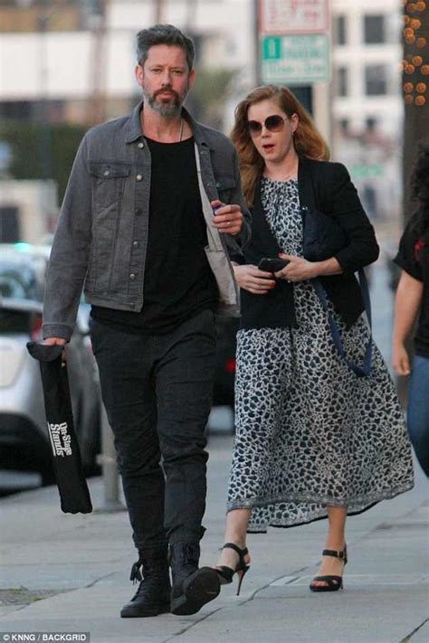 An american actress, amy adams is in a marital relationship with darren le gallo. Amy Adams dons floaty patterned dress as she steps out with husband Darren Le Gallo in Beverly ...