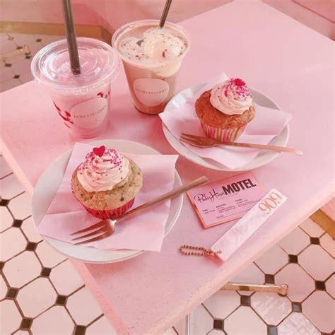Pink Food E Aesthetic Immagine Su We Heart It With Images Pink Desserts Pink Foods