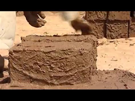 (أحب الناس إلى الله أنفعهم للناس)، وقد جاء في الحديث الآخر: ‫فيديو يوضح كيف كان بناء المسجد النبوى فى العهد النبوي ...