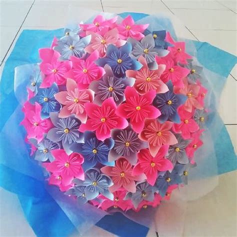 Hari nie kak sha nak share dengan korang cara kak sha buat bunga/bouquet. Kiki Flowers Bunga Dari Kertas: Cara Membuat Bunga Dari ...