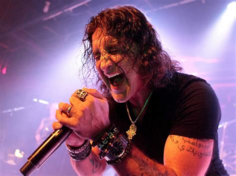 Creed Frontman Scott Stapp Says Hes Broke