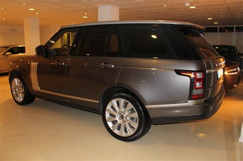 Just select the range rover you're interested in above, and use our easy online calculator to choose your ideal mileage, term and. Range Rover Vogue Autobiography - Lease Danmark