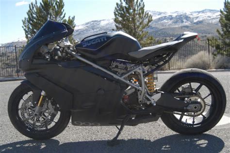 2004 Ducati 999 Custom Cafe Racer Superbike Carbon Fiber Chopper Bagger