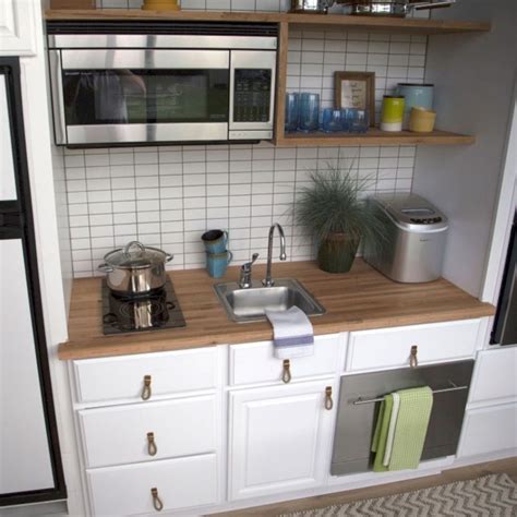 26 Spectacular Small Kitchen Design For Tiny House Kitchens
