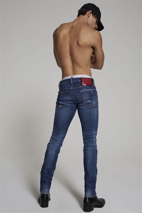 Dsquared2 Men S Jeans Skinny Regular Distressed Spring Summer Official Store Pose