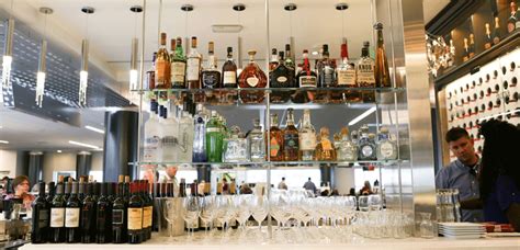 The 5 Best Airport Bars In The Us The Points Guy